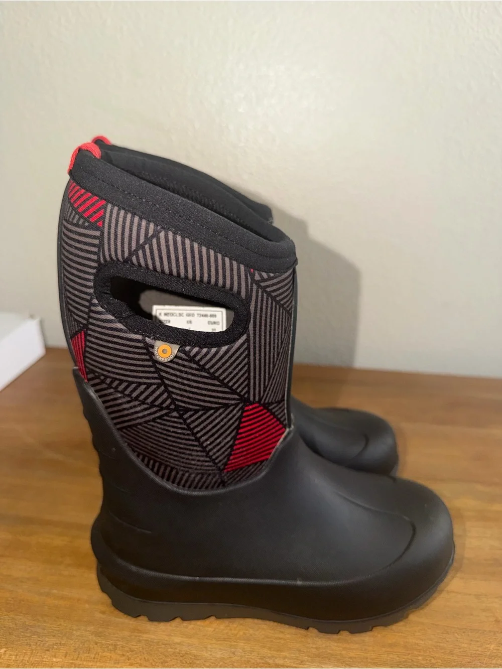 Bogs Kids Black and Red Patterned Waterproof Pull-On Boots